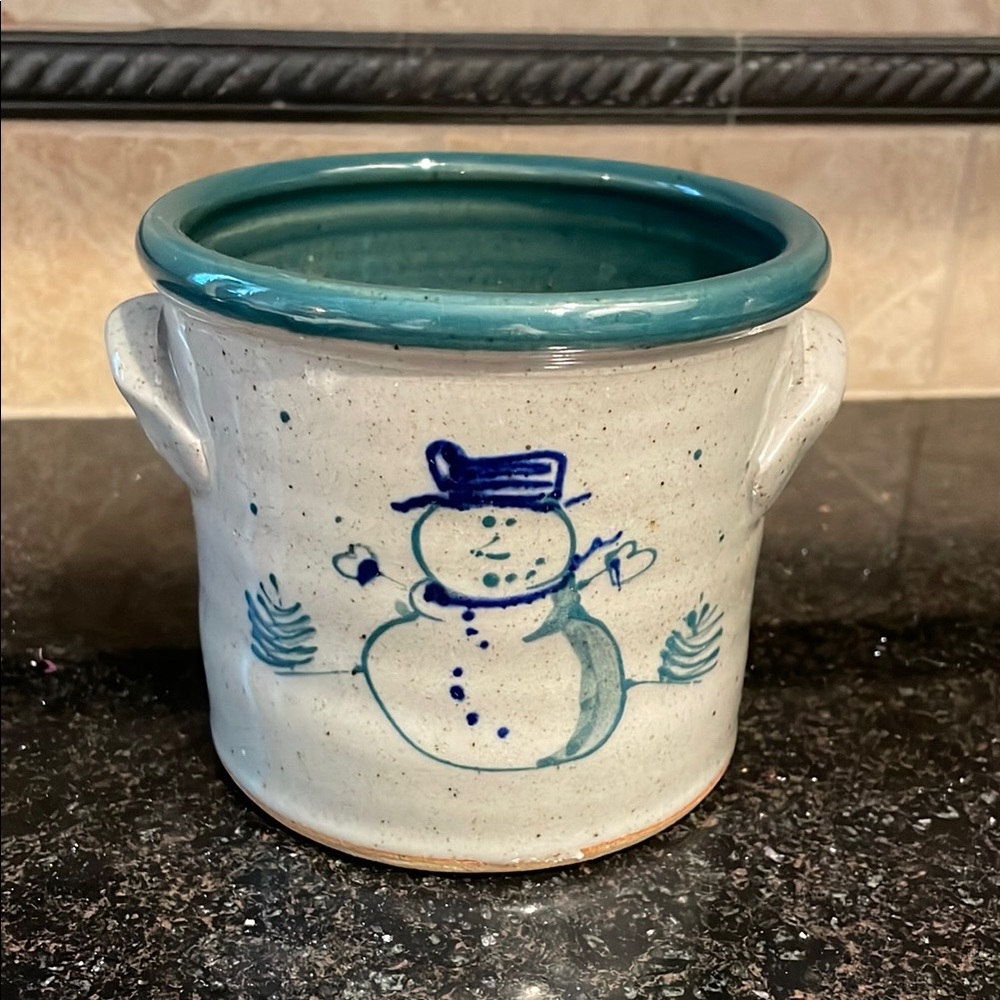 Great Bay Pottery Greenland beautiful and fun pottery jar. Great gift idea